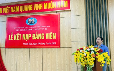 Lễ kết nạp Đảng viên mới tại Bệnh viện Ung bướu tỉnh Thanh Hóa