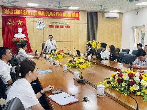 ảnh sinh hoạt khoa học.jpg
