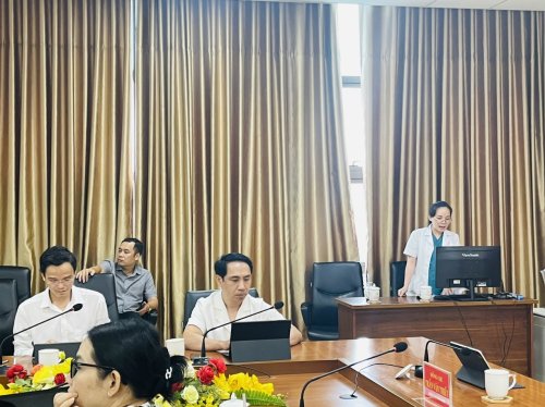 Trần Thị Hương.jpg