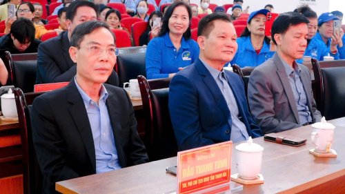 b&aacute;c T&ugrave;ng 1.png