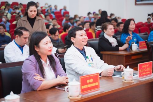 b&aacute;c T&ugrave;ng 5.png